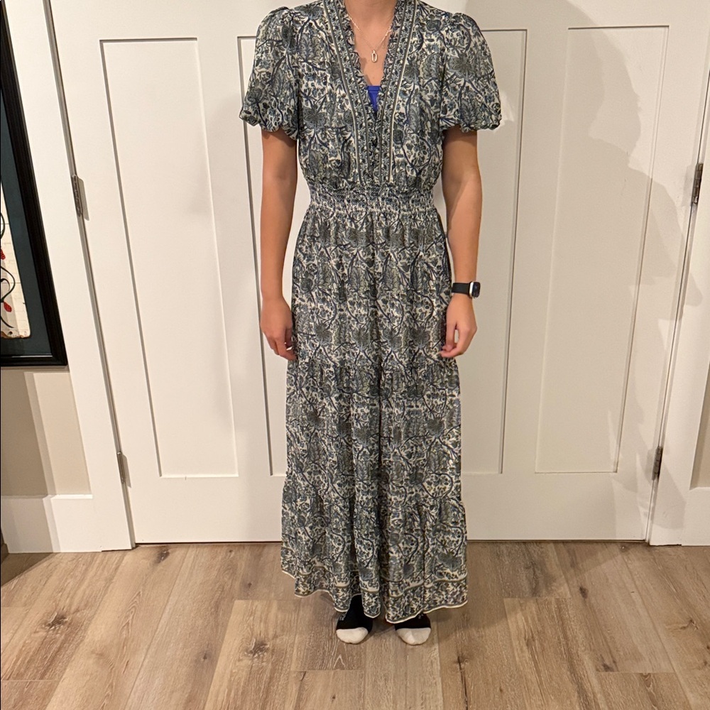 NWT Elegant Max studio dress